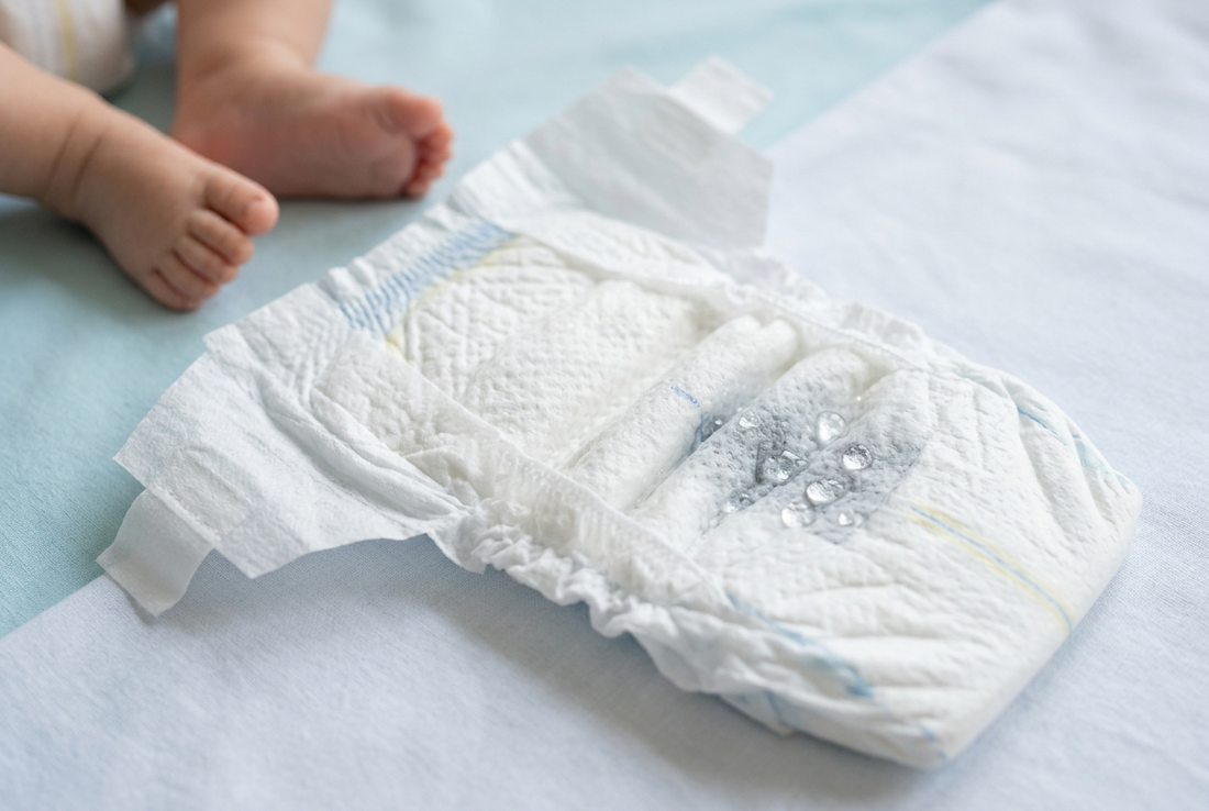 How Baby Diapers Manage Moisture Away From the Skin: Understanding Absorption and Dryness
